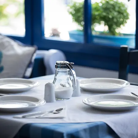 Dilion 2* Parikia (Paros)