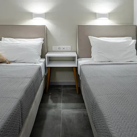 Dilion 2* Parikia (Paros)